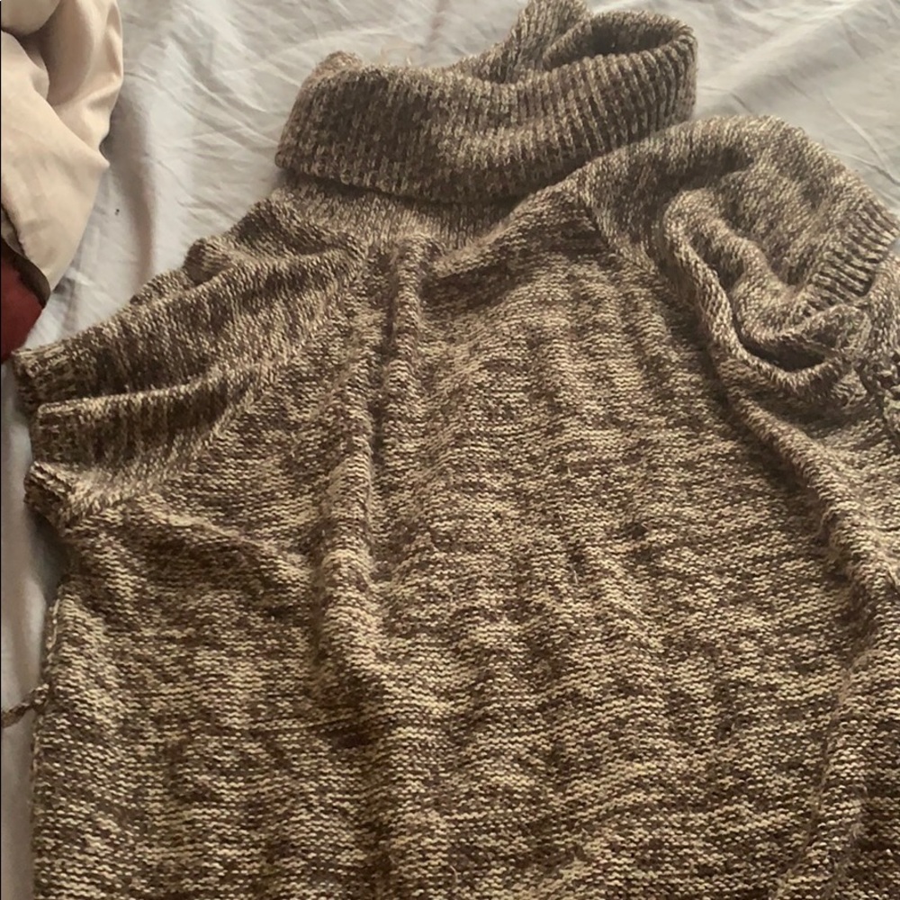 Turtle neck sweater